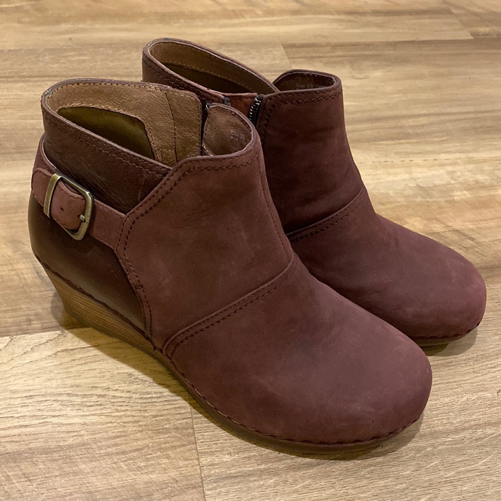 Dansko Shirley